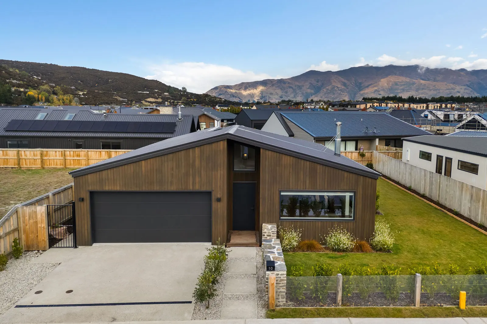 10 Onyx Street, Wanaka