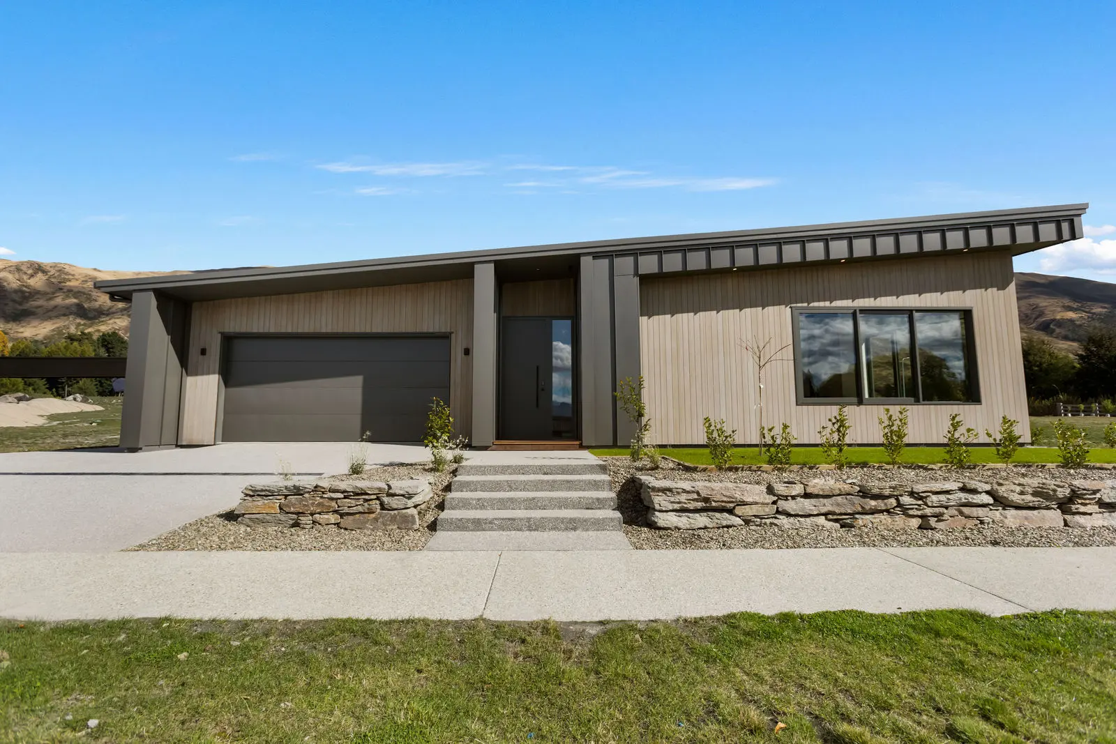 6 Stoneleigh Drive, Wanaka