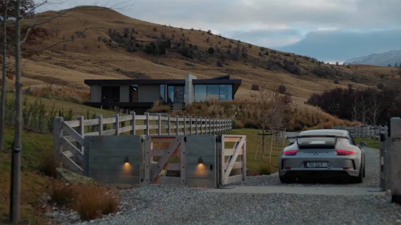 Littles Road, Queenstown, Listing film